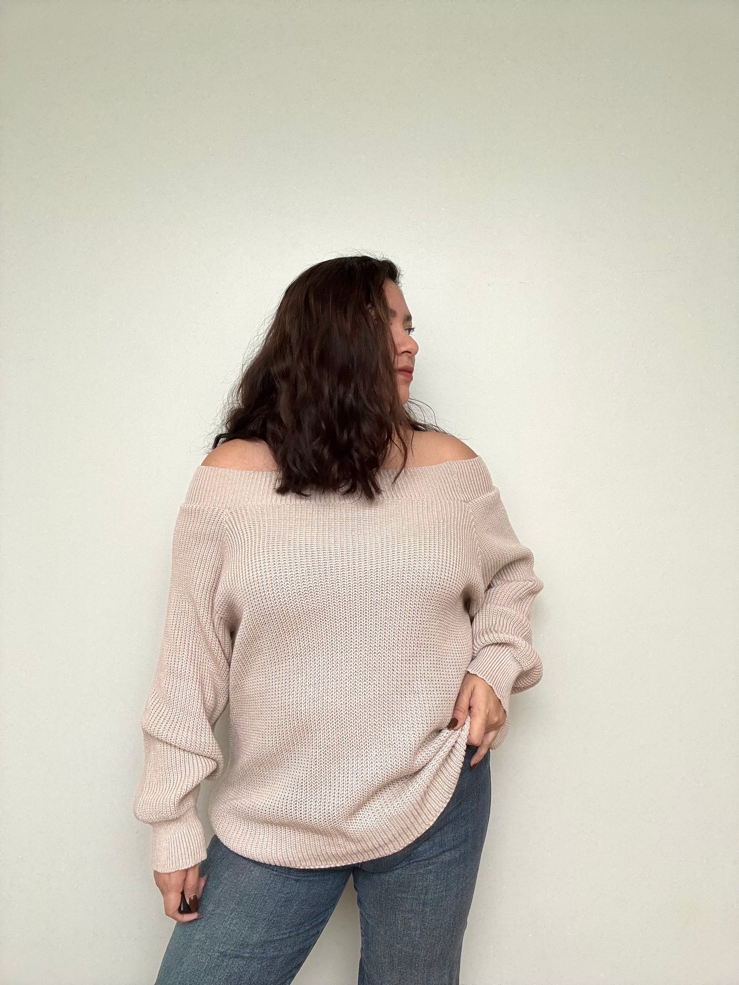 CHOMPA OFF SHOULDER OVERSIZE